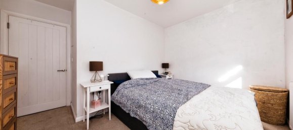 2 bedrooms Apartment in London, United Kingdom No. 11605 9