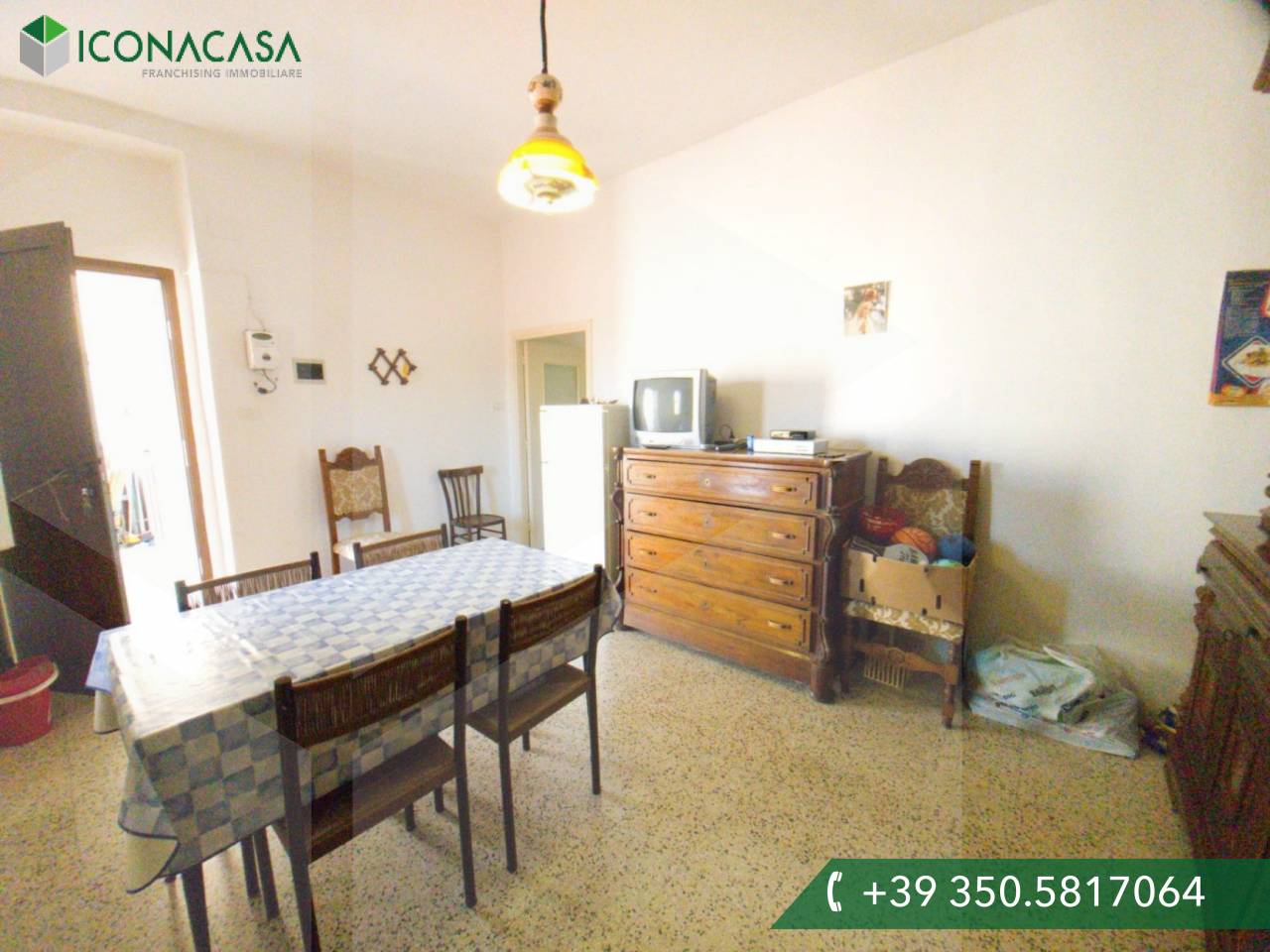 Apartamento de 3 habitaciónes en Vico del Gargano, Italy No. 18812