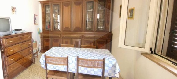 Apartamento de 3 habitaciónes en Vico del Gargano, Italy No. 18812 6