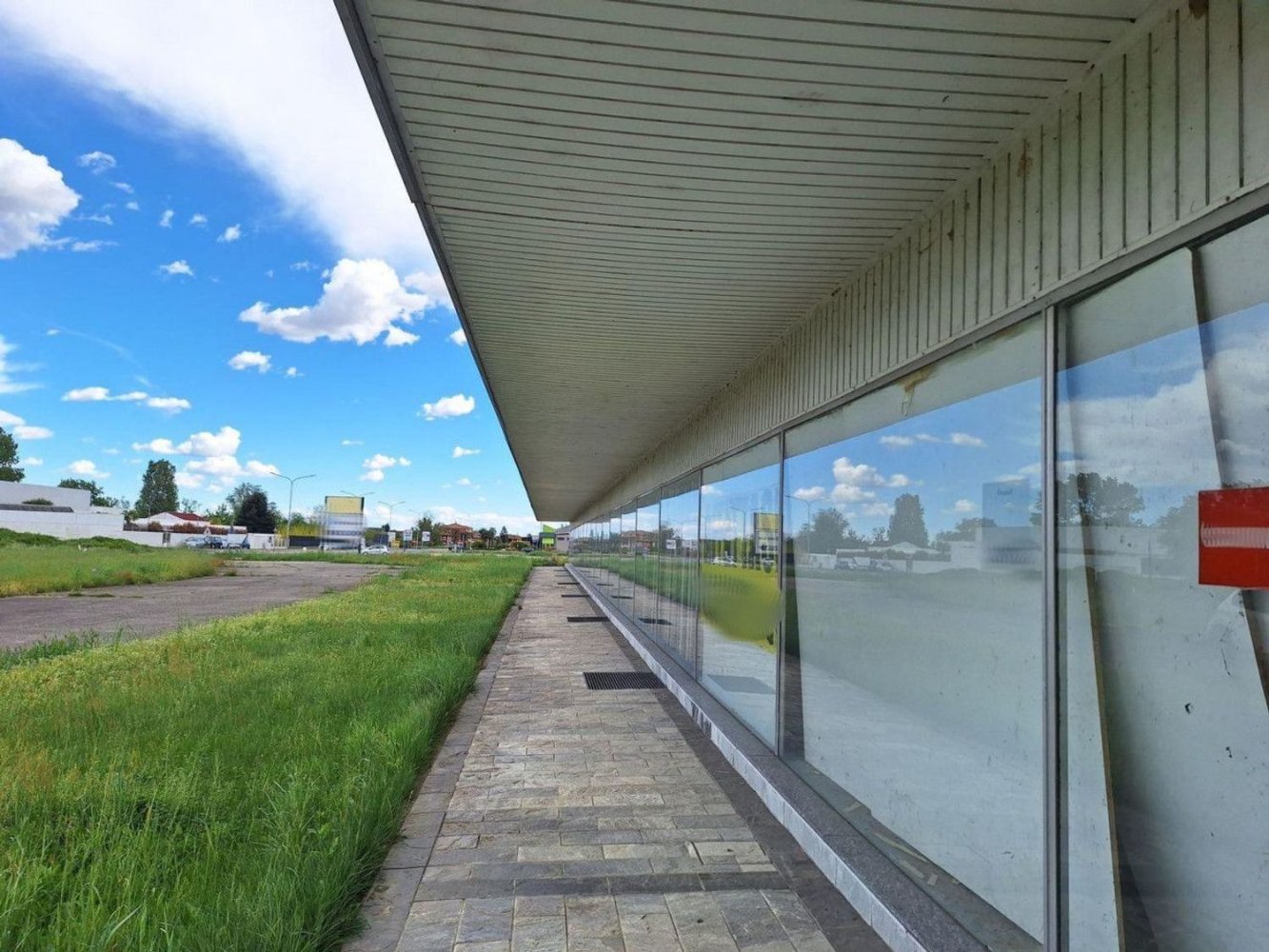 3600m² Commercial property in Caltignaga, Italy No. 372487