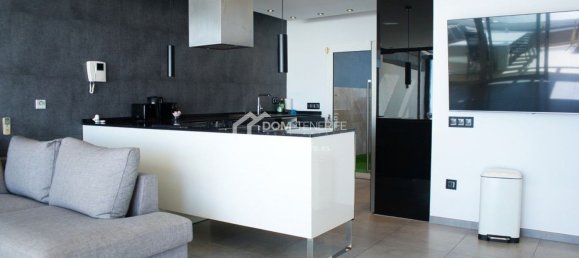 3 bedrooms House in Adeje, Spain No. 22053 23