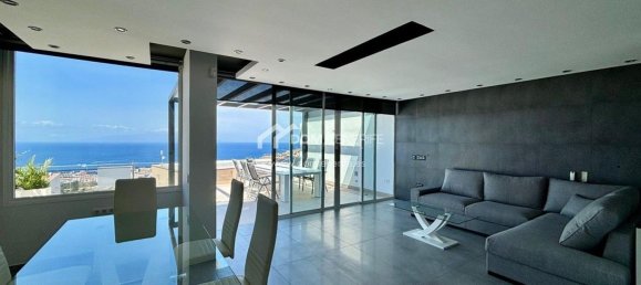 3 bedrooms House in Adeje, Spain No. 22053 4