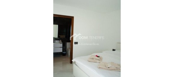 3 bedrooms House in Adeje, Spain No. 22053 42