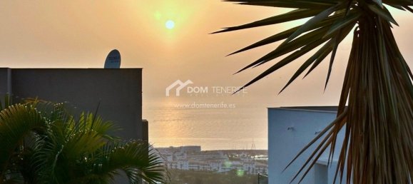 3 bedrooms House in Adeje, Spain No. 22053 9