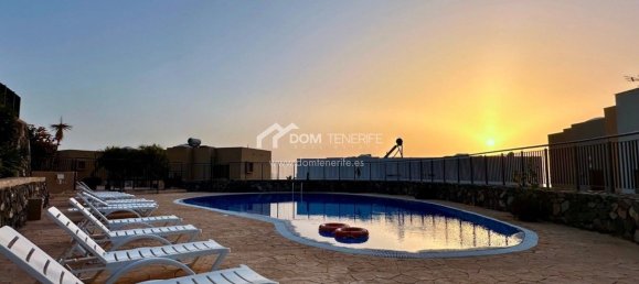 3 bedrooms House in Adeje, Spain No. 22053 6