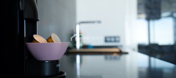 3 bedrooms House in Adeje, Spain No. 22053 28