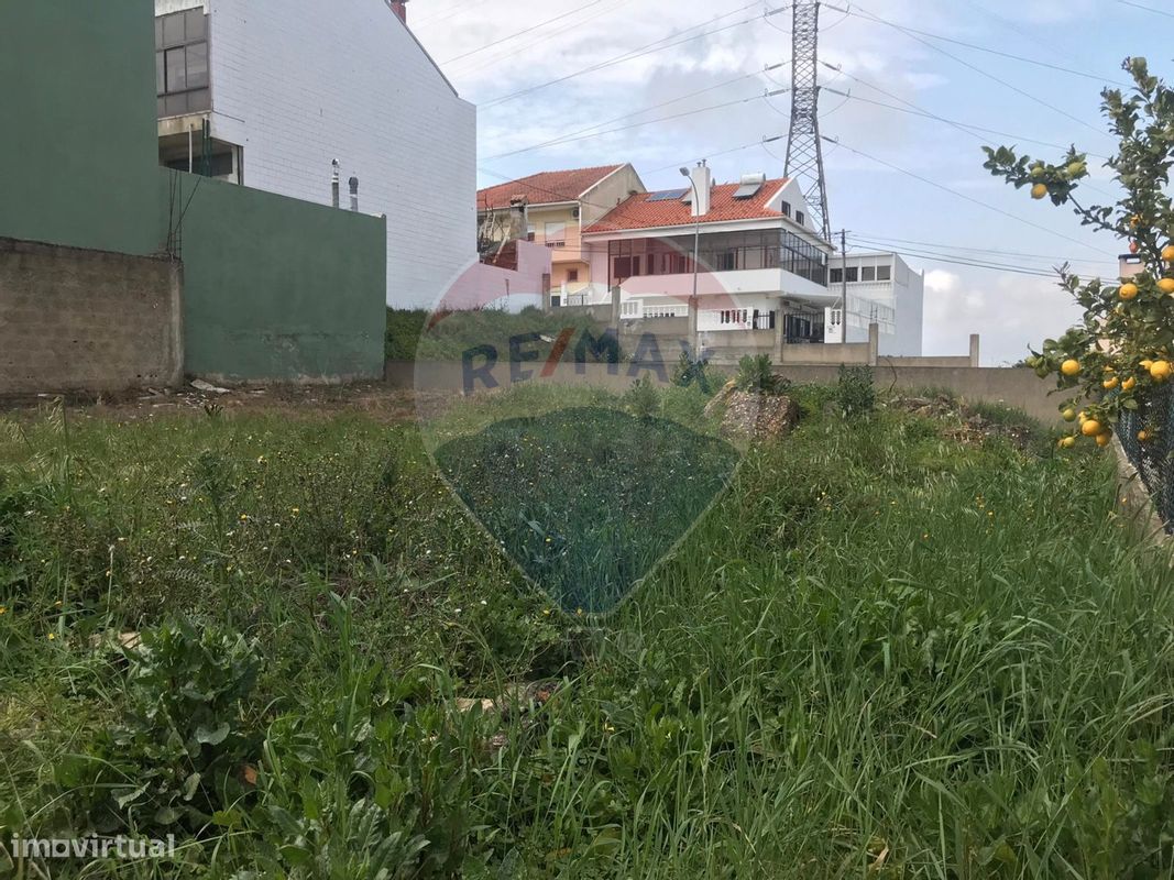 281m² Land in Amadora, Portugal No. 67319
