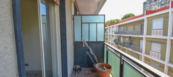 Apartamento de 4 habitaciónes en Messina, Italy No. 299586 27
