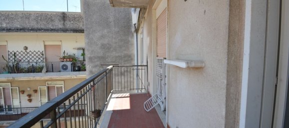 Apartamento de 4 habitaciónes en Messina, Italy No. 299586 11