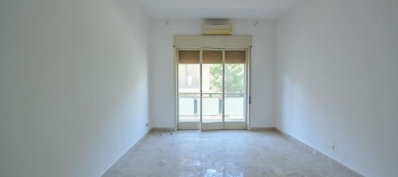 Apartamento de 4 habitaciónes en Messina, Italy No. 299586 21