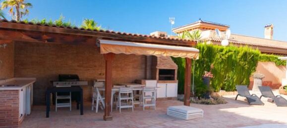 4 غرف نوم فيلا في Torrevieja, Spain رقم 98616 16