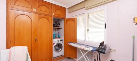 4 غرف نوم فيلا في Torrevieja, Spain رقم 98616 30