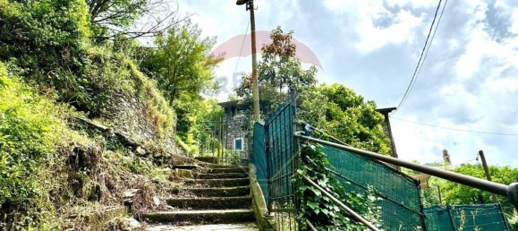 Apartamento de 2 dormitorios en Avegno, Italy No. 32684 16