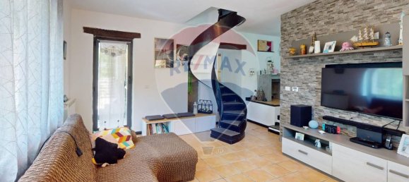 Apartamento de 2 dormitorios en Avegno, Italy No. 32684 11