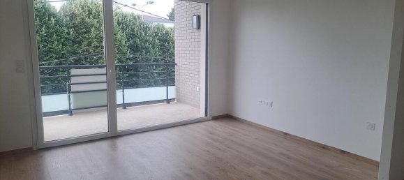 Apartamento de 2 dormitorios en Tinqueux, France No. 84433 6