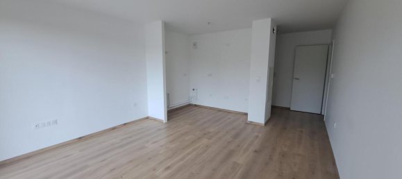 Apartamento de 2 dormitorios en Tinqueux, France No. 84433 7