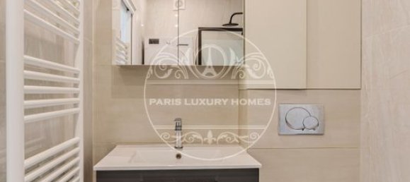 2 chambres Appartement à Paris, France No. 295985 10
