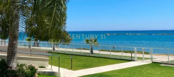 3 bedrooms Apartment in Germasogeia, Cyprus No. 5790 5