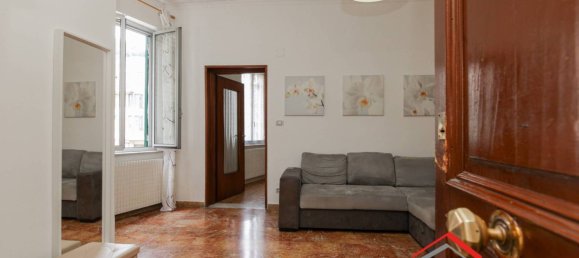 2 bedrooms Apartment in Genoa, Italy No. 307400 2