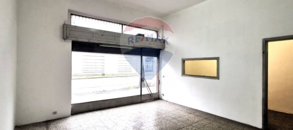 Коммерческая недвижимость 100м² в Бусто Арсицио, Италия № 121375 5
