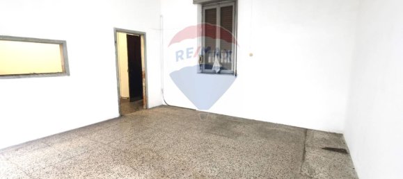 Коммерческая недвижимость 100м² в Бусто Арсицио, Италия № 121375 9