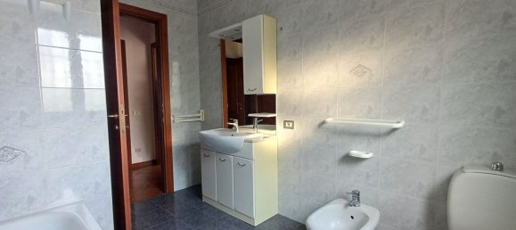 4 bedrooms Apartment in Castelvetro di Modena, Italy No. 314593 7