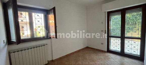 Apartamento de 3 dormitorios en Morlupo, Italy No. 375482 9