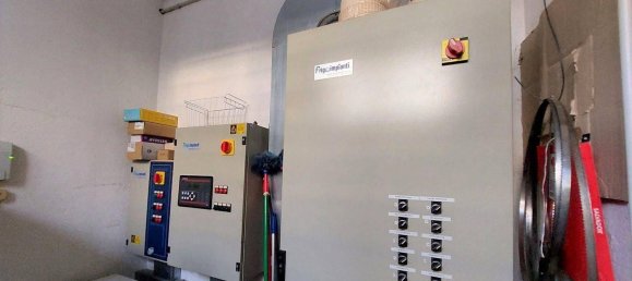 5غرفة مستودع في Foligno, Italy رقم 46124 12