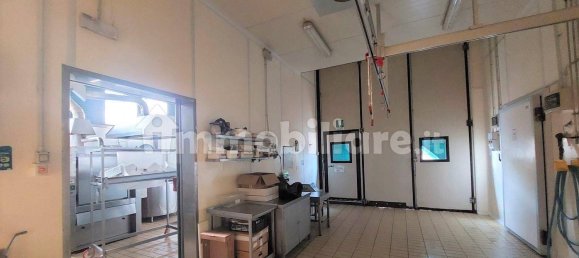 5غرفة مستودع في Foligno, Italy رقم 46124 3