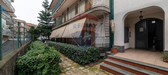 2 Schlafzimmer Wohnung in Aci Catena, Italy, Nr. 131030 40