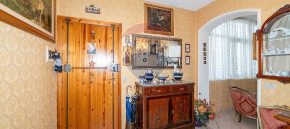 2 Schlafzimmer Wohnung in Aci Catena, Italy, Nr. 131030 4