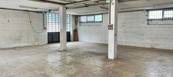 Склад 185м² в Гарбаньяте Миланезе, Италия № 278391 8