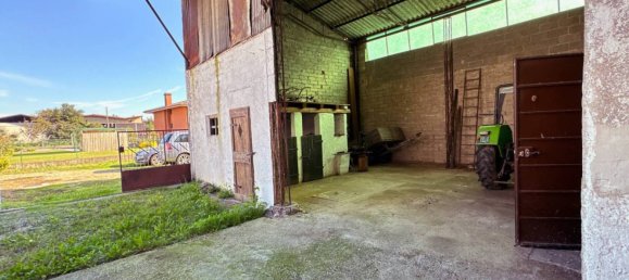 233m² Warehouse in Udine, Italy No. 341239 11