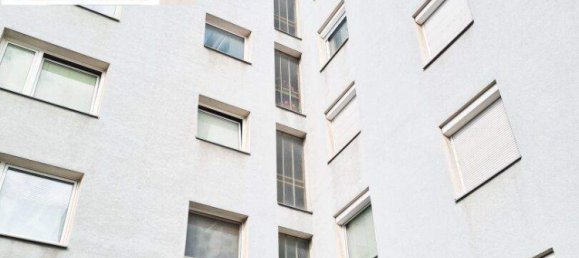 3 rooms Apartment in Favoriten, Austria No. 176355 2