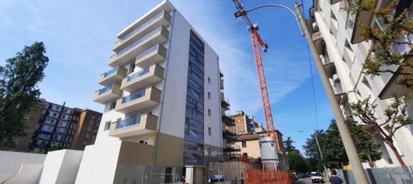 4-Zimmer Wohnung in Bologna, Italy, Nr. 82623 6