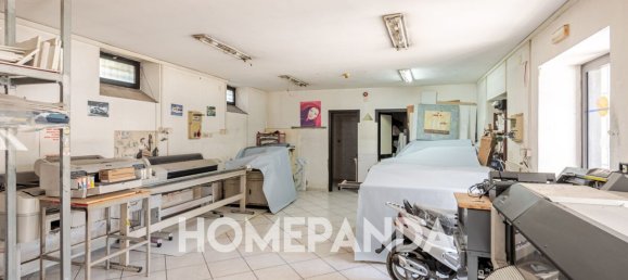 3 rooms Commercial property in Pomigliano d'Arco, Italy No. 306357 22