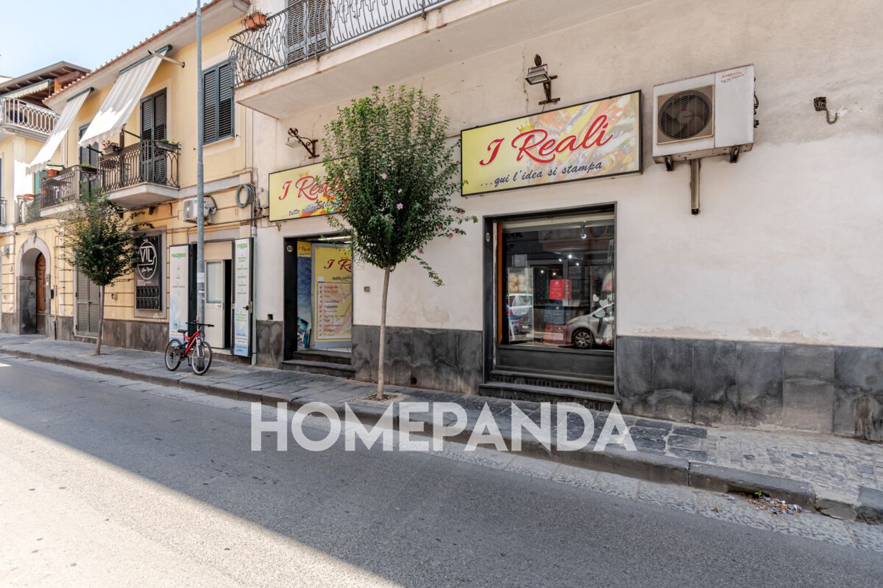 3 rooms Commercial property in Pomigliano d'Arco, Italy No. 306357