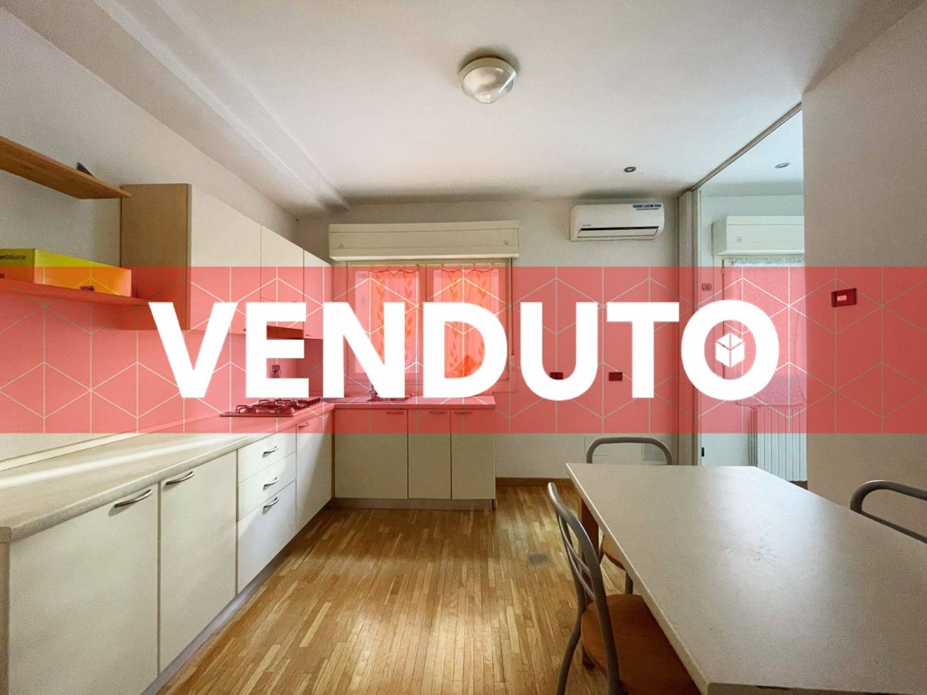 Apartamento de 2 habitaciónes en Bologna, Italy No. 17737