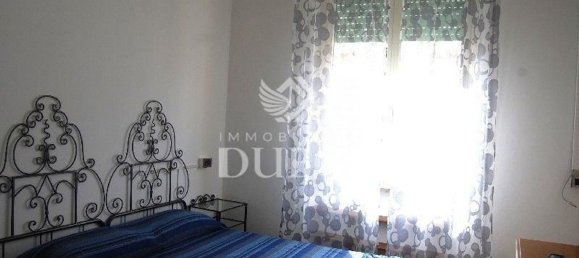 3-salle Appartement à Viareggio, Italy No. 214352 24