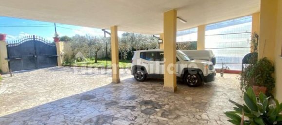 Villa de 5 dormitorios en Aprilia, Italy No. 343808 8