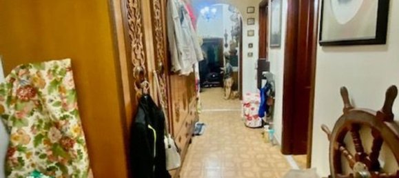 Apartamento de 3 habitaciónes en Rome, Italy No. 194844 3