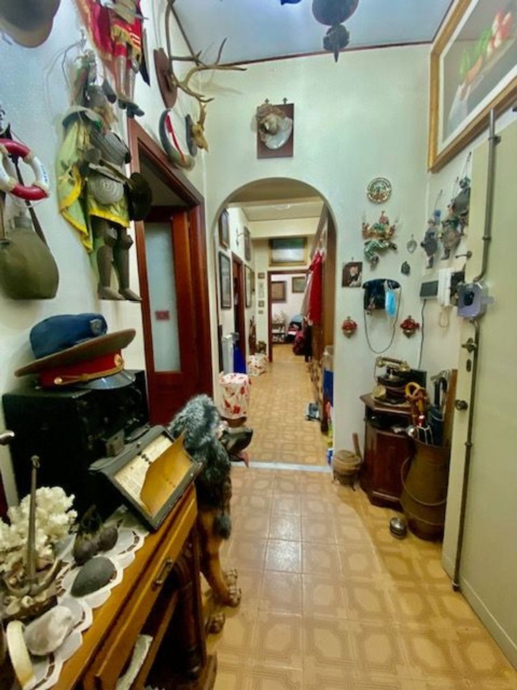 Apartamento de 3 habitaciónes en Rome, Italy No. 194844