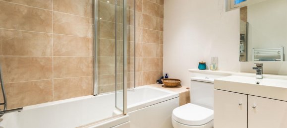 2 bedrooms Apartment in London, United Kingdom No. 14081 8