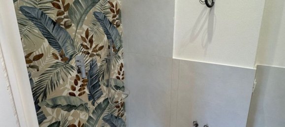 3غرفة شقة في Massa, Italy رقم 192999 13