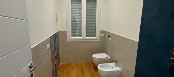 3غرفة شقة في Massa, Italy رقم 192999 14