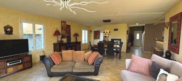 Villa T6 em Escoville, France N.º 195864 6