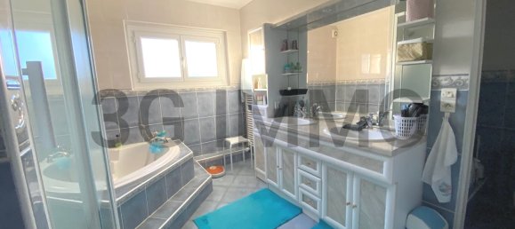 3 غرف نوم فيلا في Aigueperse, France رقم 203298 10