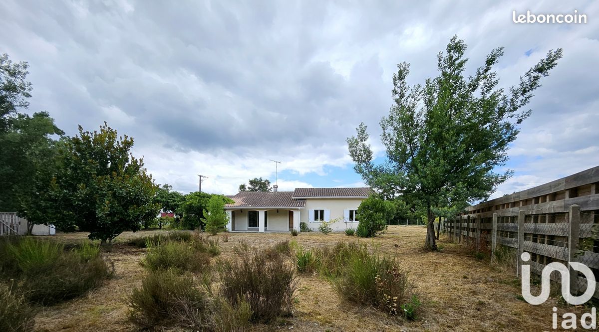 4 bedrooms House in Herm, France No. 296918