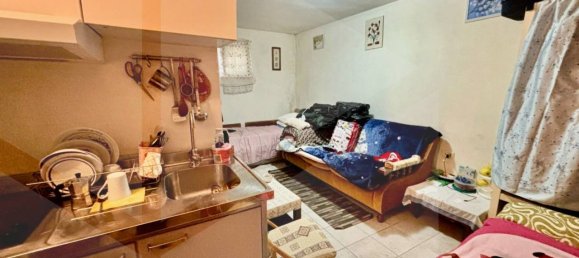 Propiedad comercial de 3 habitaciónes en Matera, Italy No. 26548 12