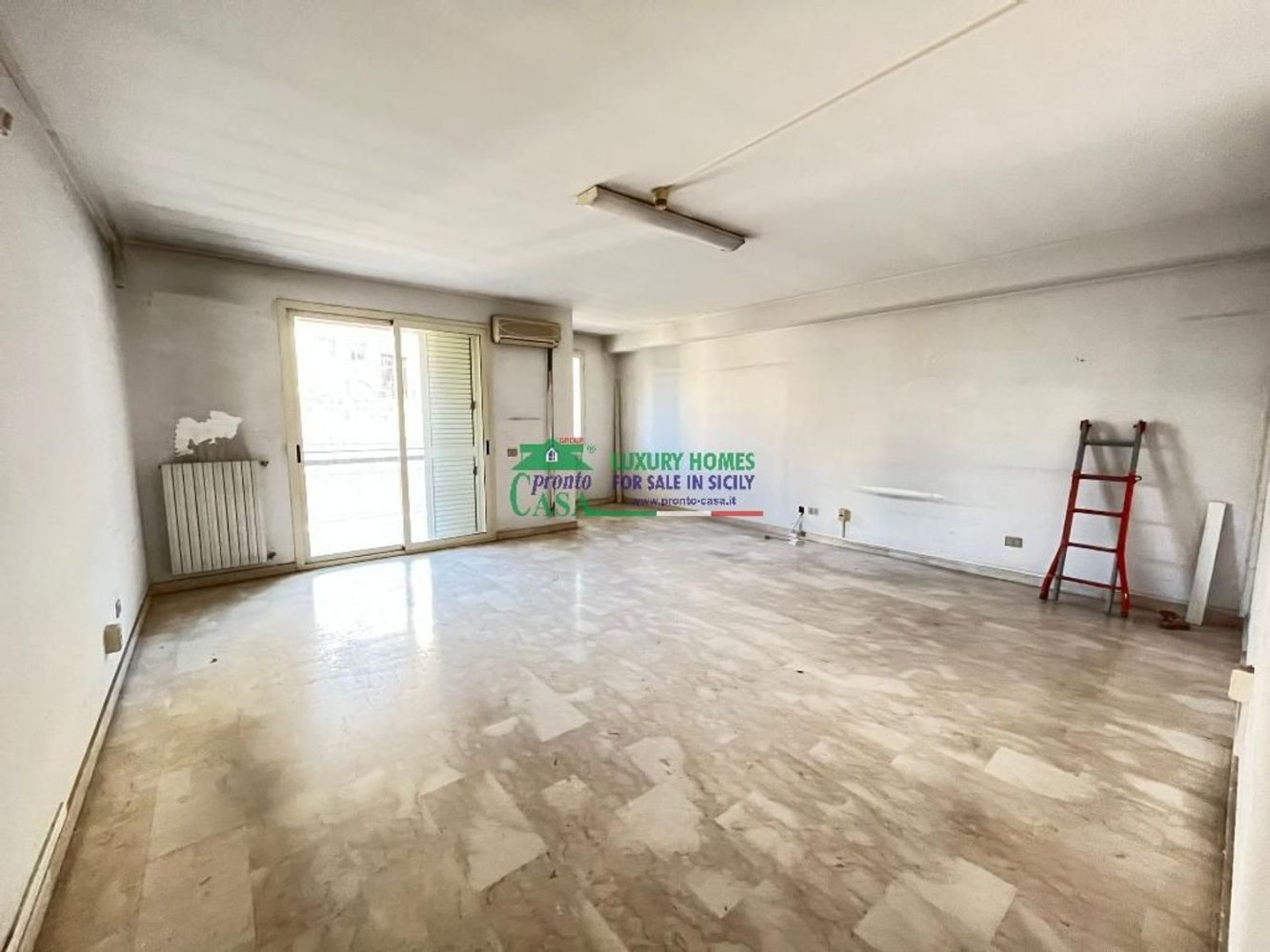 8-Zimmer Wohnung in Comiso, Italy, Nr. 145948